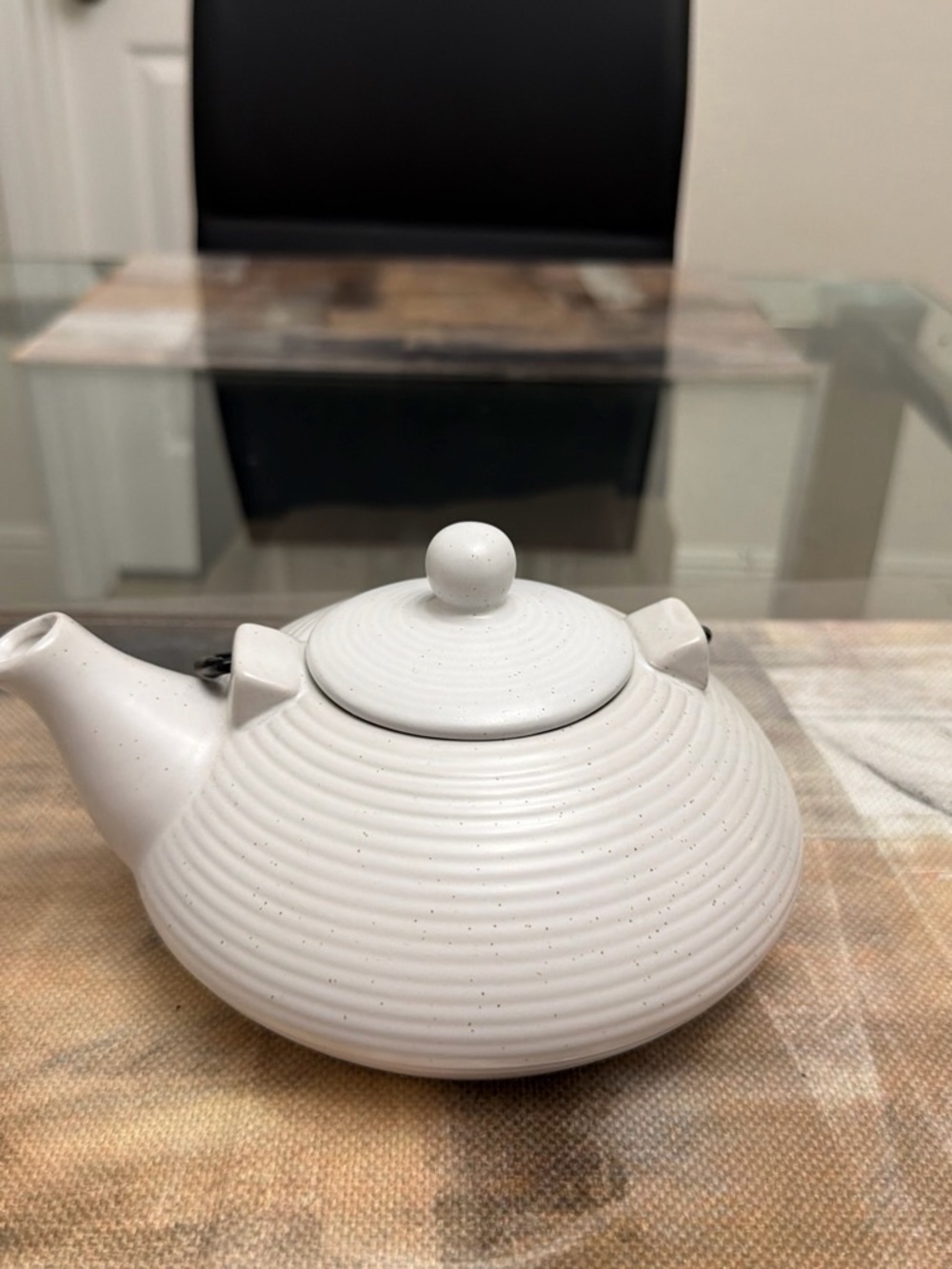 White Ceramic Ribbed Teapot - Elegant Home Coffee & Tea Accessory